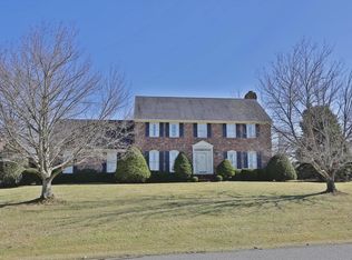1510 Brentwood Dr, Shelbyville, KY 40065