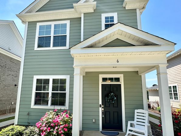 6 Maydell Ave