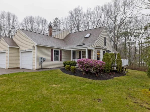26 Winchester Court #32, Kennebunk, ME 04043