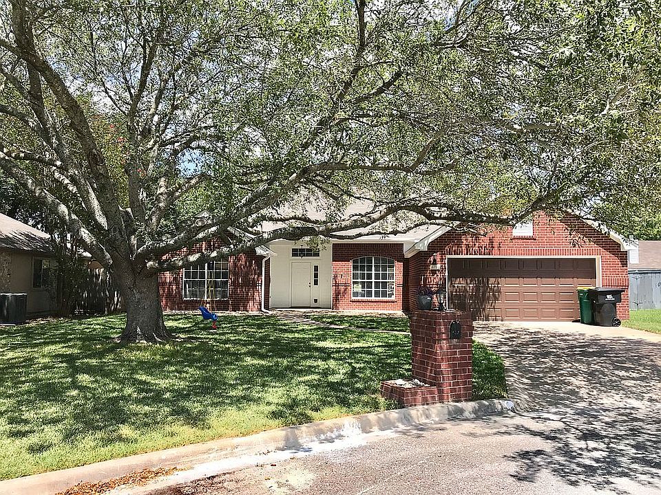 1st image of 4710 Canterbury Cir
