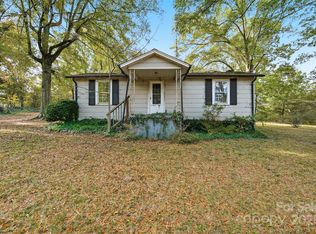 119 Sunset Dr, Taylorsville, NC 28681