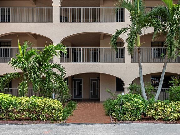 2nd image of 23465 Harborview Rd APT 215