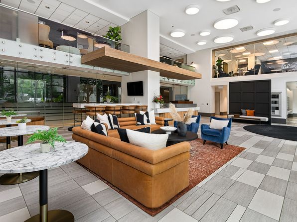 300 N Canal St APT 3003