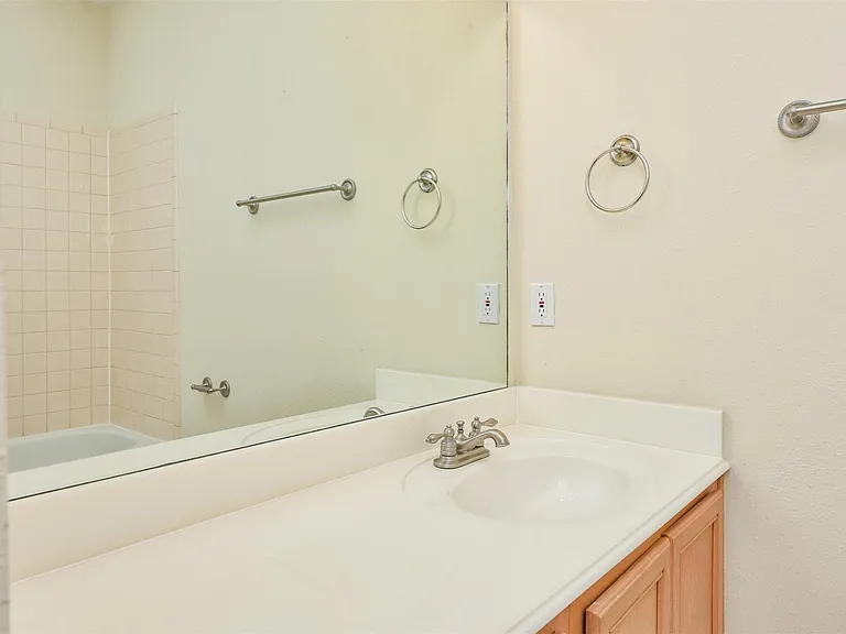 717 Cedarwood Dr — Photo 19