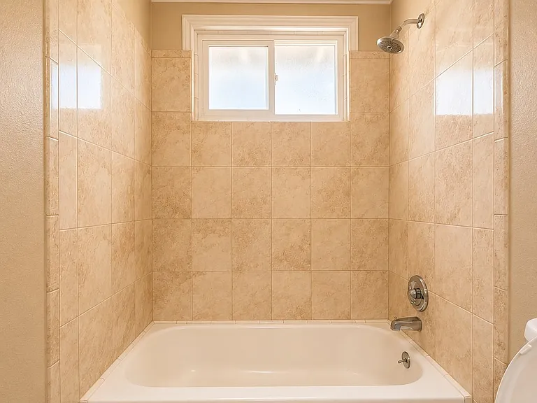 576 Virginia Ave — Photo 14