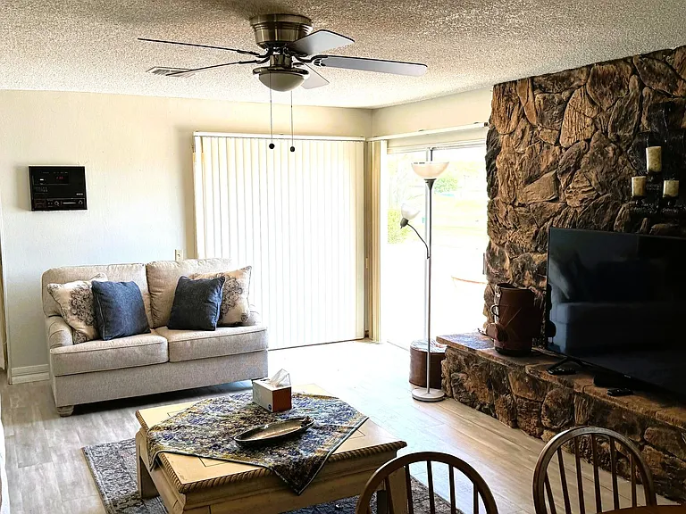 9350 Clubhouse Blvd — Photo 23