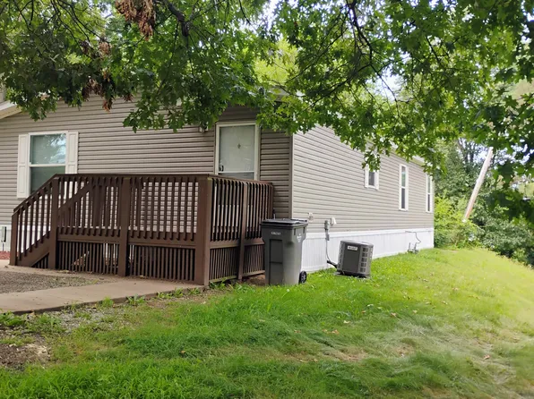 53261 Hilltop Dr #79, Middlebury, IN 46540