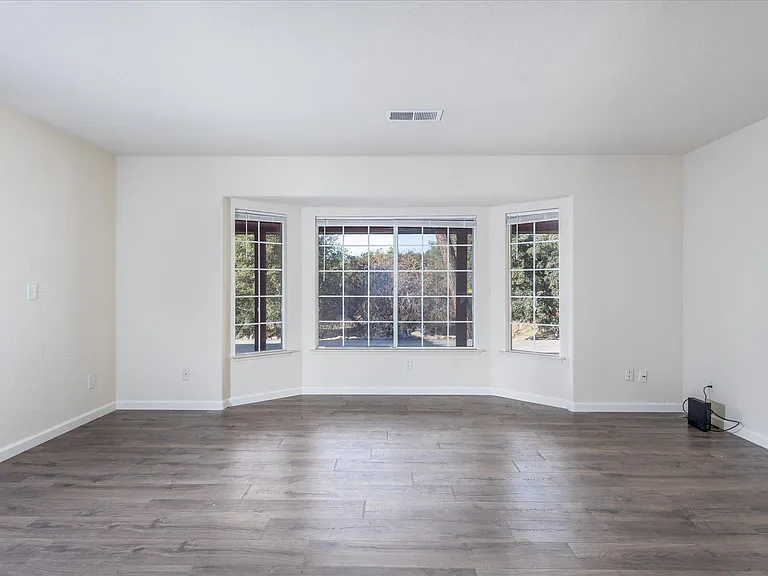 43106 Revis Cir E — Photo 6