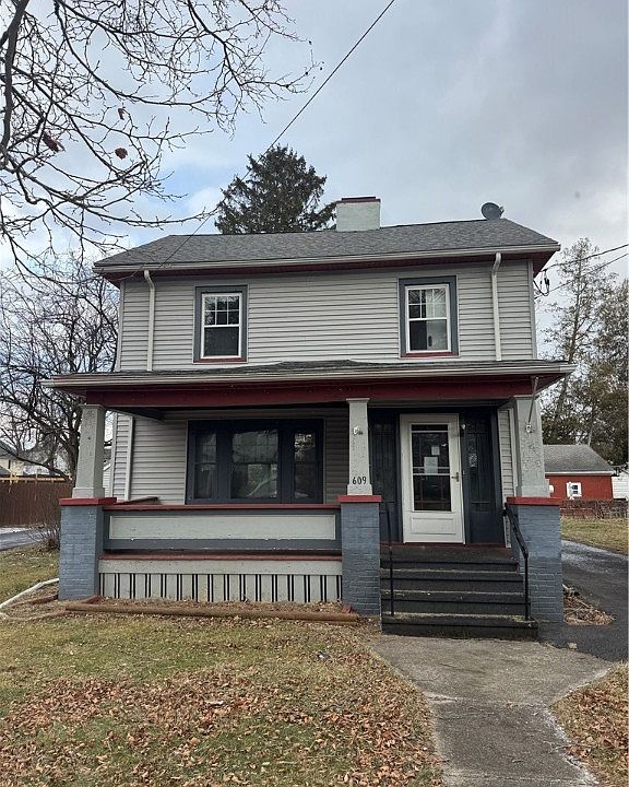1st image of 609 Spaulding St