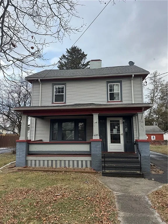 609 Spaulding St photo 1