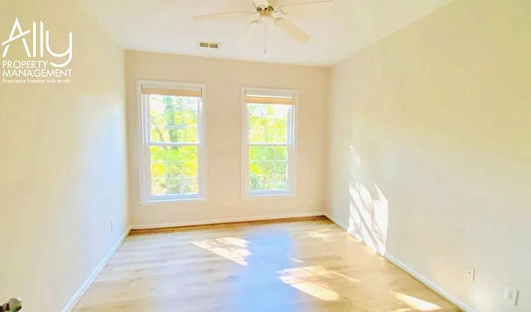 270 Riverbend Dr #1-1B — Photo 21