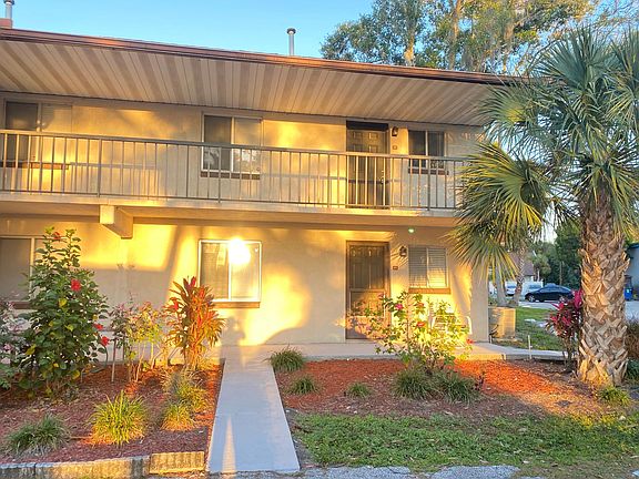 2nd image of 835 Orchid Springs Dr #835