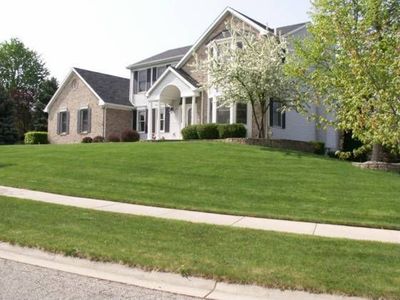 126 Rivergate Ln, Dewitt, MI, 48820