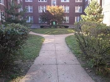 3rd image of 1123 Bellevue Ave APT 1E