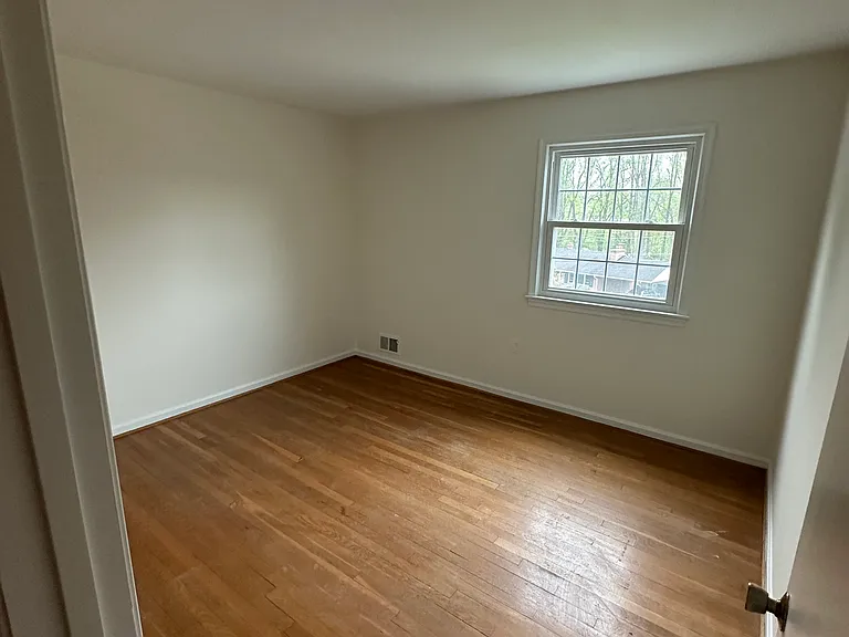 509 Finsbury Rd — Photo 15