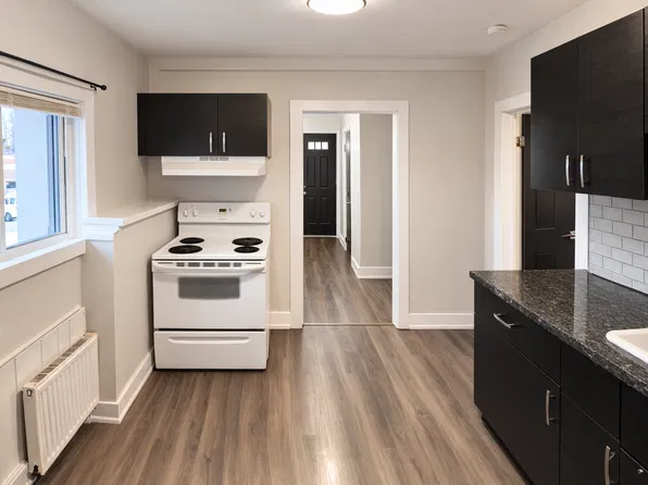 292 Welland Ave