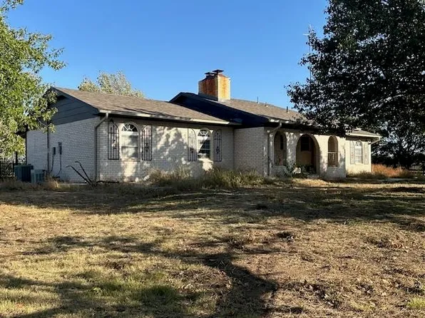 60188 S County Road 201, Vici, OK 73859