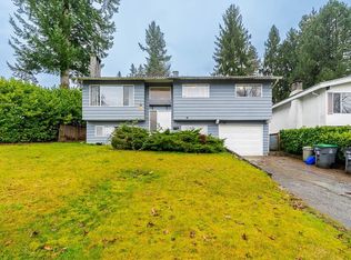 15058 Robin Cres, Surrey, BC V3R 4X8