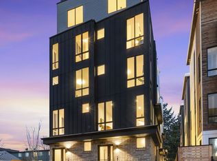 218 E 10th Ave E, Seattle, WA 98102