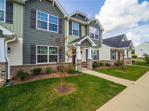 3rd image of 7368 Garett Park Dr