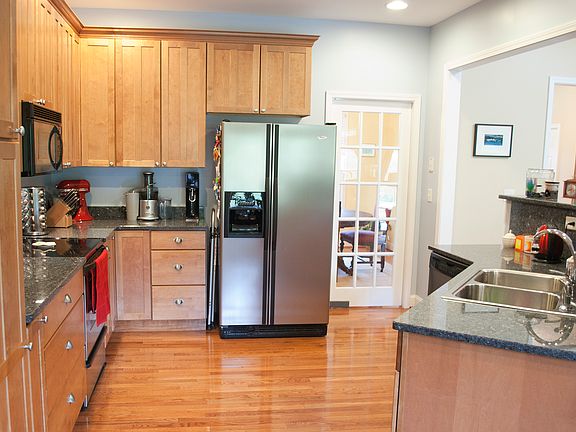 Kitchen - Stainless App.