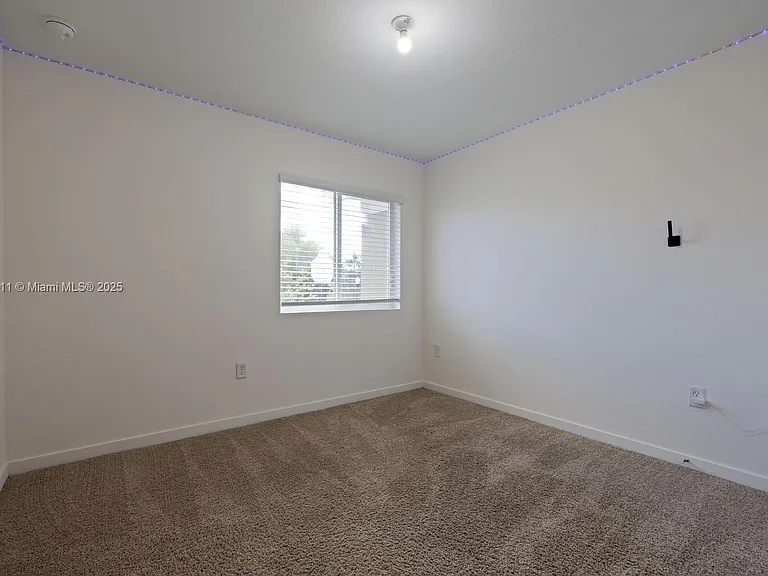 1014 SE 23rd Ave — Photo 11