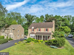 638 Foxcroft Rd, Elkins Park, PA 19027