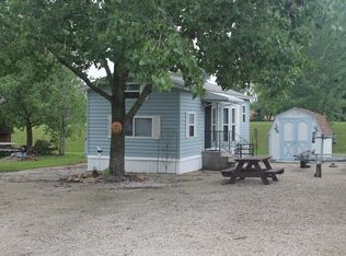 19 Dinosaur Rd, Wilmington, IL 60481