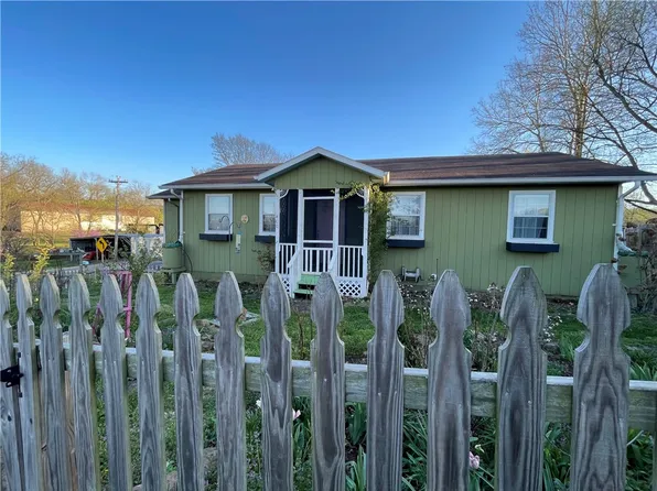 400 S Harris St, Huntsville, AR 72740