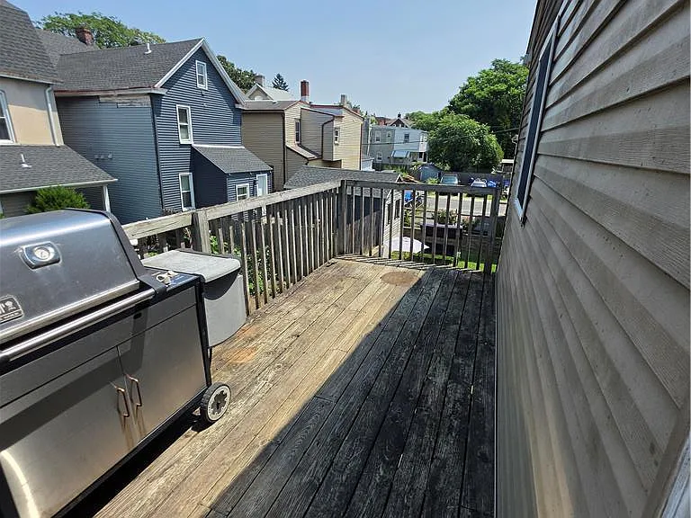 74 W Spruce St — Photo 10