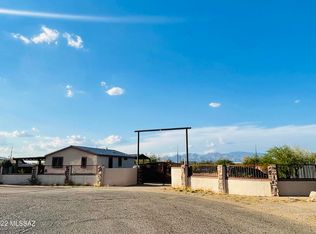 1867 E Frazier Rd, Tucson, AZ 85756