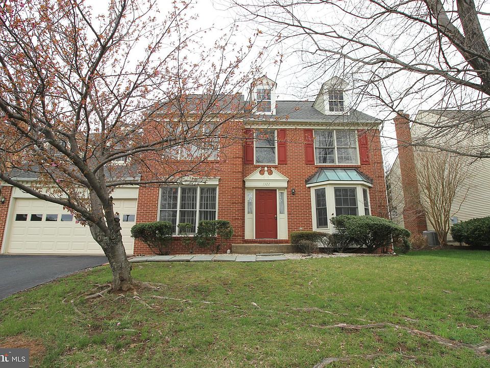 1st image of 1322 Summerfield Dr