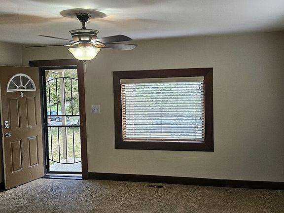 5th image of 3617 W Heroy Ave