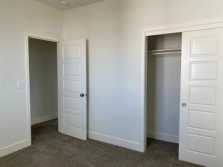 2454 Fidalgo Way — Photo 38