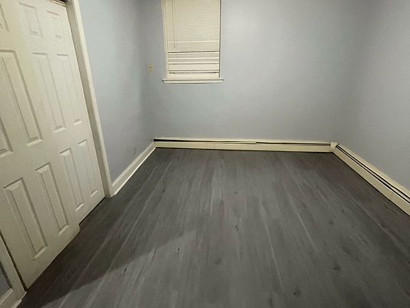 4th image of 321 Sanford Ave #B1