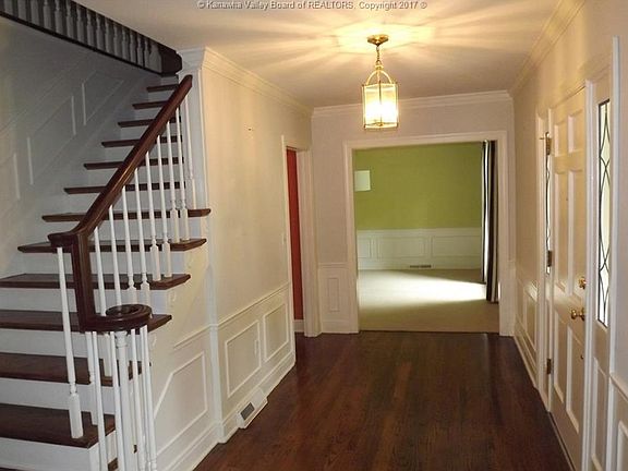 2nd image of 1214 Williamsburg Way