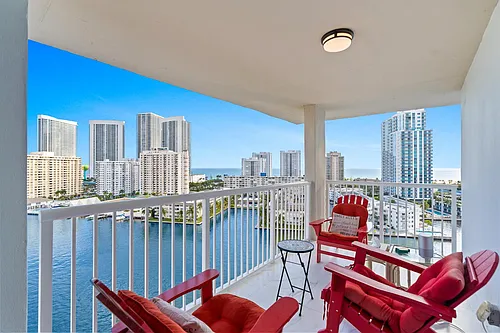 121 Golden Isles Dr #Penthouse 1 Photo 1