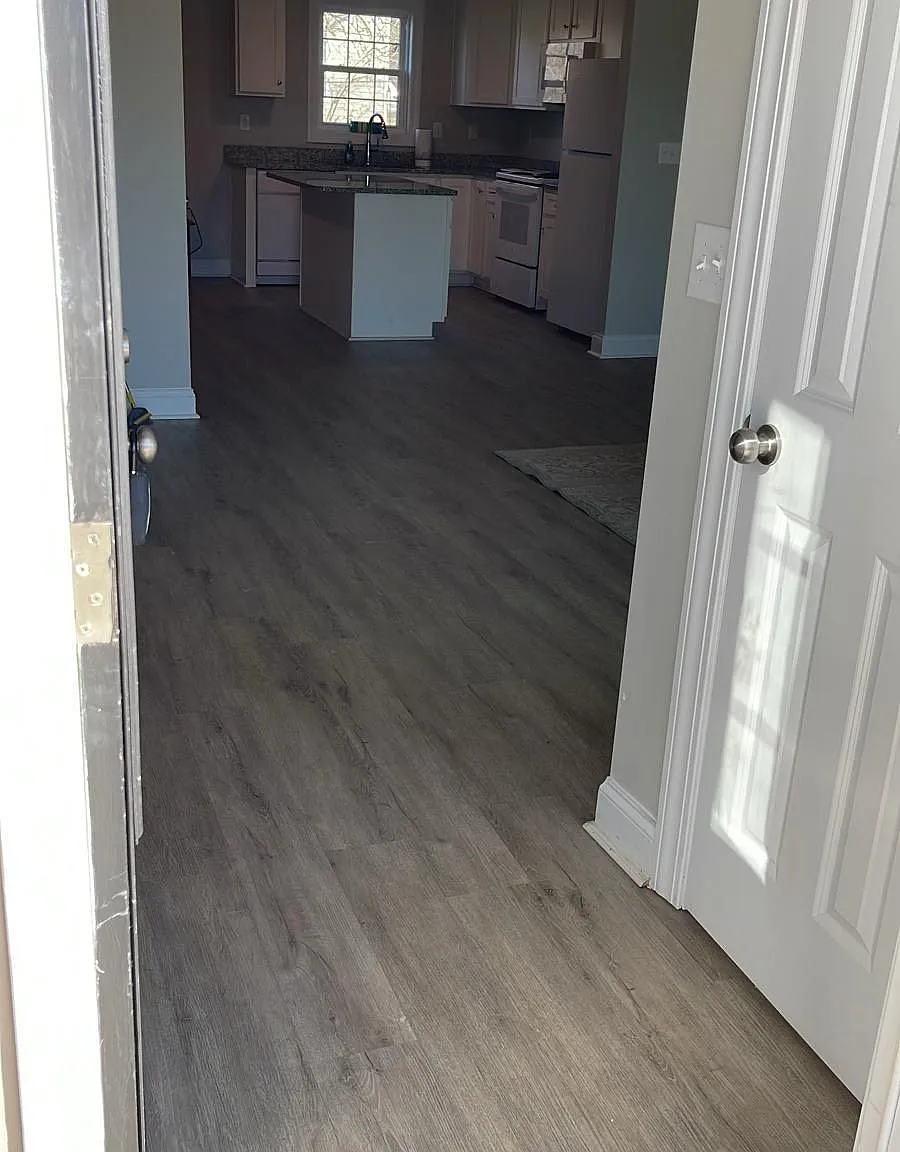 3 bed, 2.5 bath, 1208 sqft, $1,550 — Photo 3