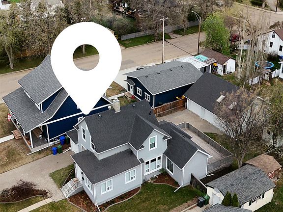 3rd image of 5318 48th Ave