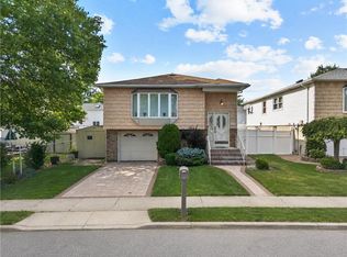 777 Lamont Ave, Staten Island, NY 10312