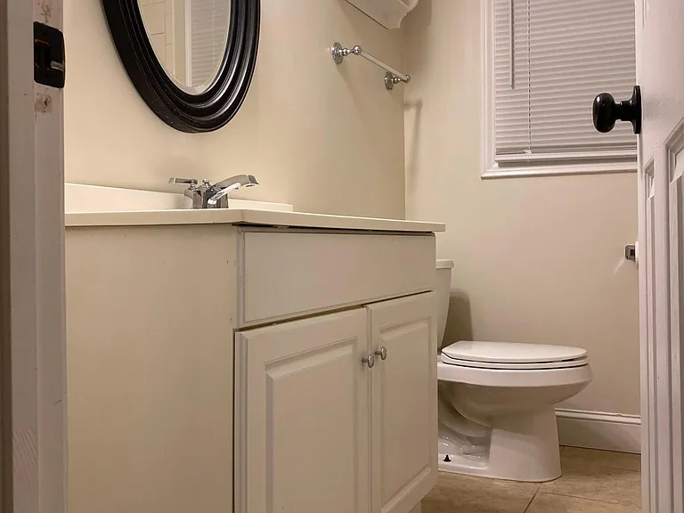 113 Howard St — Photo 10