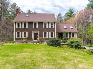28 E Nashua Rd, Windham, NH 03087