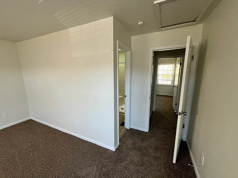 5220 Johnstown Ln — Photo 8