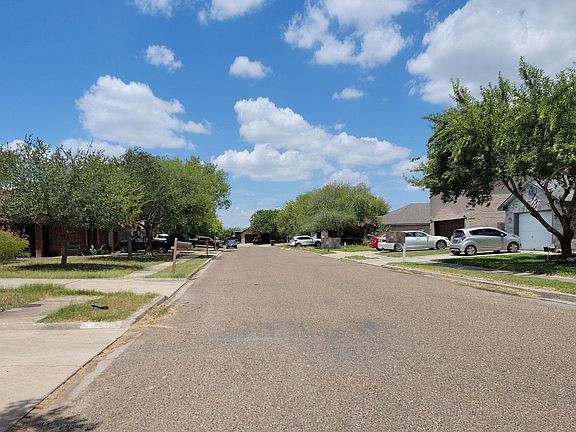 4th image of 211 San Ignacio Ave