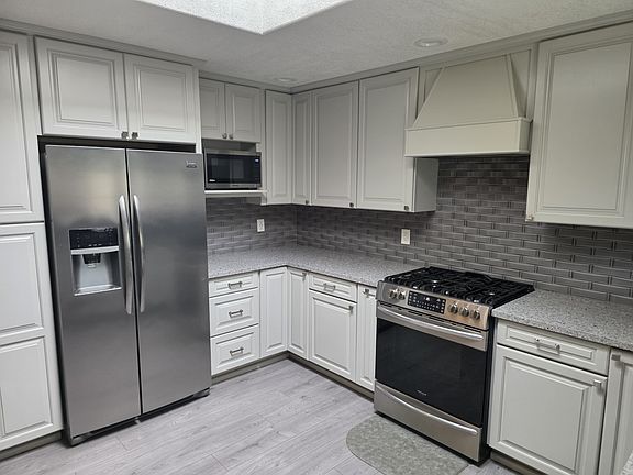5th image of 3178 Tristian Ave