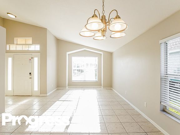 4th image of 11223 Crystal Glen Blvd