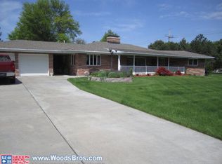 716 S Stuhr Rd, Grand Island, NE 68801