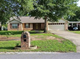 2129 Hollyhill Rd, Pensacola, FL 32526