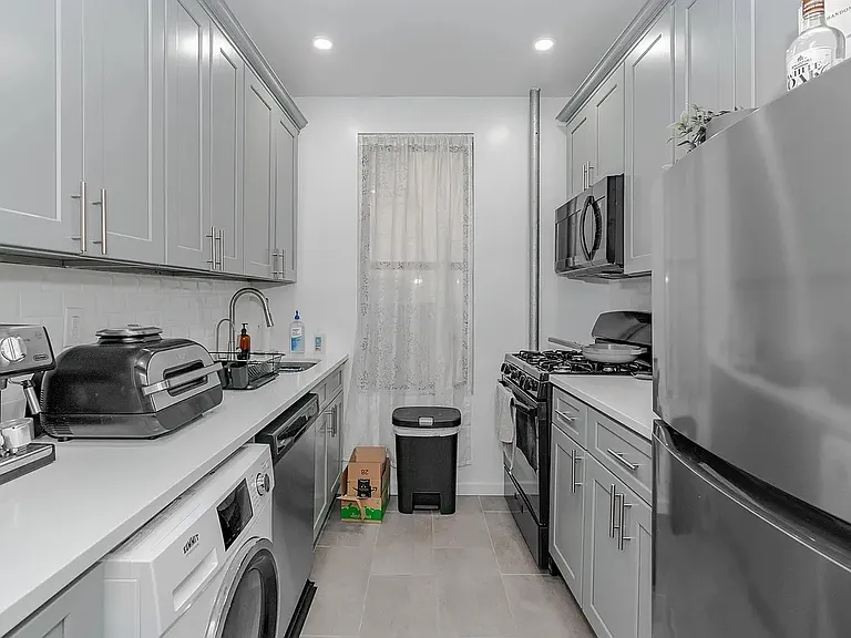 30-39 34th St #4A — Photo 1