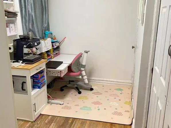 42-52 Layton Street image 8 of 10